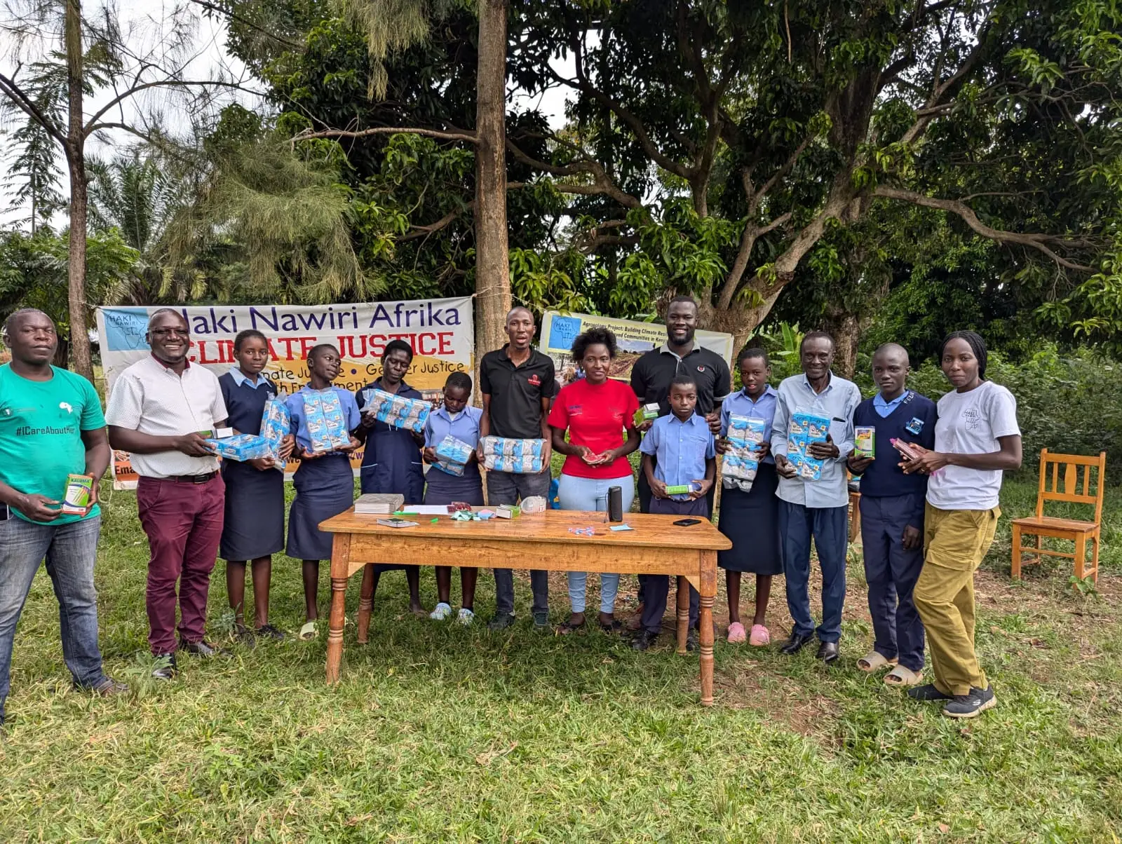 Pupils, teachers, Haki Nawiri team, partners and community representatives